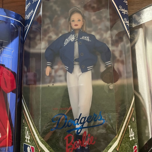 Collector Barbie’s - Picture 2 of 12
